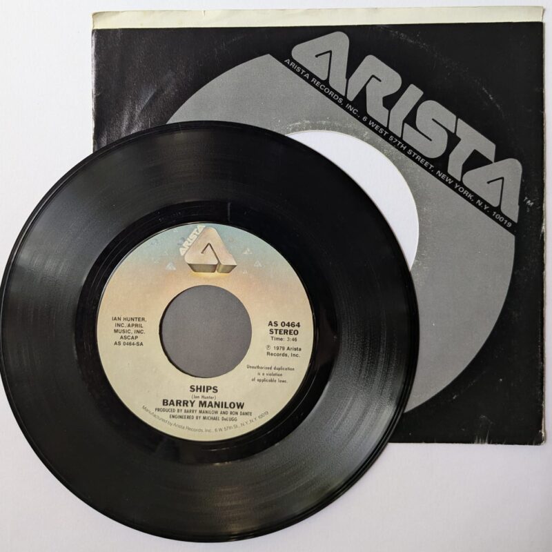 BARRY MANILOW - SHIPS / THE GAVE IN TO THE BLUES (1979) VINIL 7"