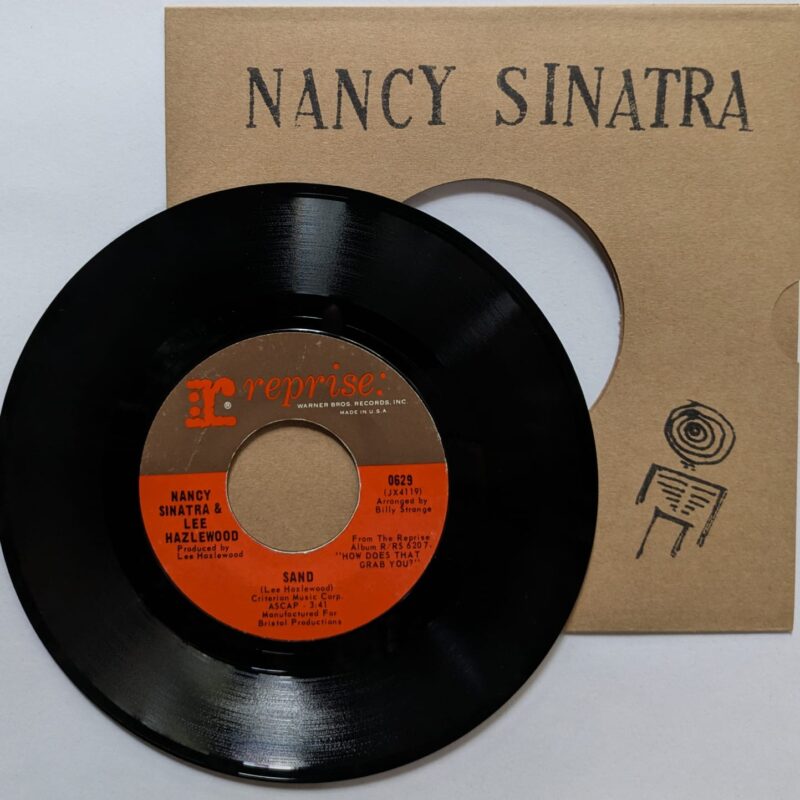 NANCY SINATRA & LEE HAZLEWOOD - LADY BIRD / SAND (1967) VINIL 7"