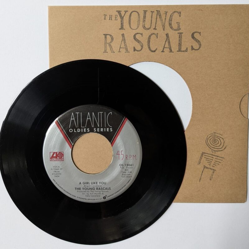 THE YOUNG RASCALS - GOOD LOVIN' / A GIRL LIKE YOU (1974) VINIL 7"