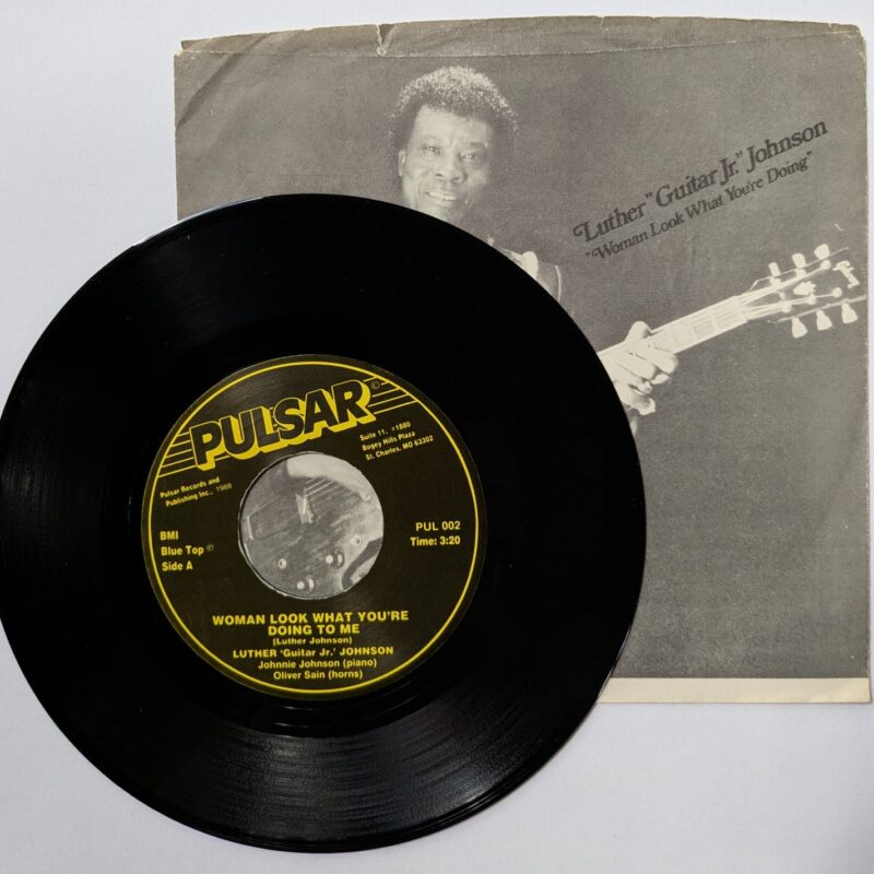 LUTHER "GUITAR JR." JOHNSON - WOMAN LOOK WHAT YOU'RE DOING TO ME / NINE BELOW ZERO (1988) VINIL 7"