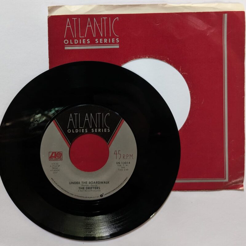 THE DRIFTERS / UNDER THE BOARDWALK / RUBY BABY / 1984 / VINIL 7"