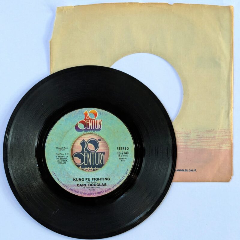 CARL DOUGLAS / KUNG FU FIGHTING / GAMBLIN' MAN / 1974 / VINIL 7"