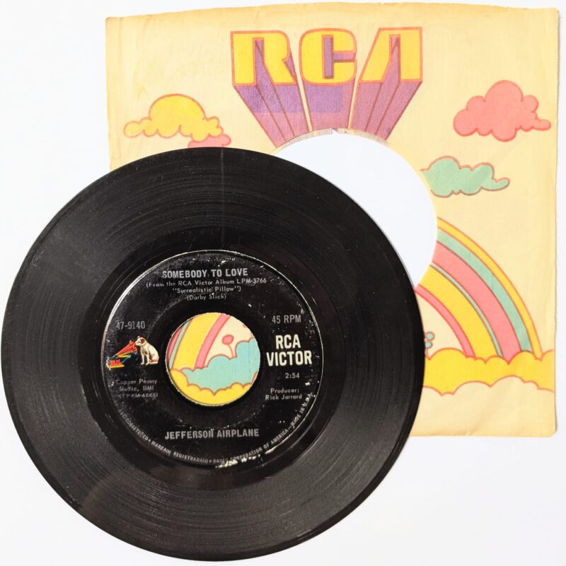 JEFFERSON AIRPLANE / SOMEBODY TO LOVE / SHE HAS FUNNY CARS / 1967 / VINIL 7"