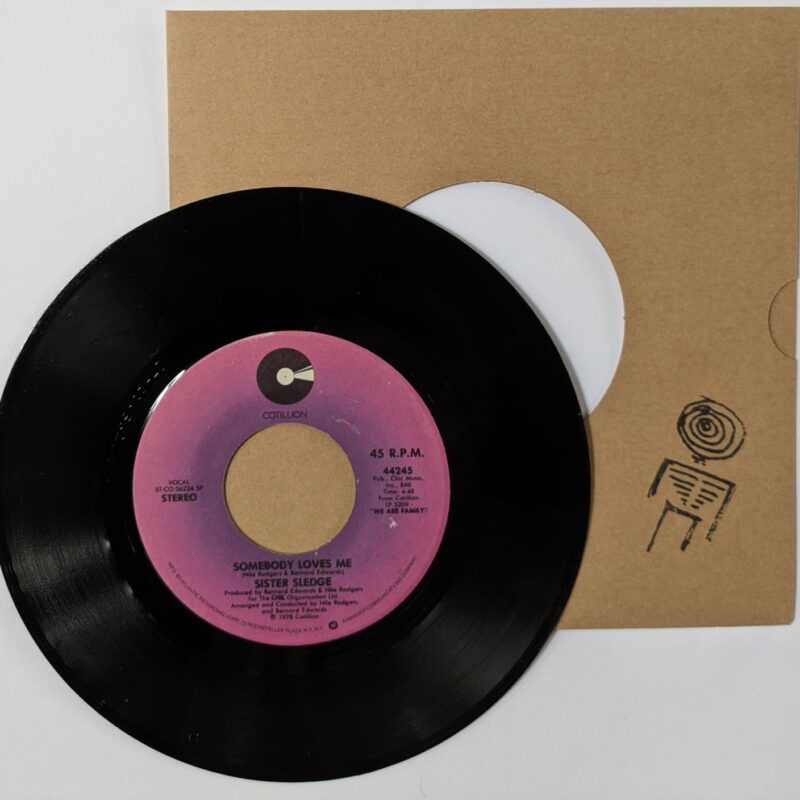 SISTER SLEDGE  / HE'S THE GREATEST DANCER / SOMEBODY LOVES ME / 1978 / VINIL 7"