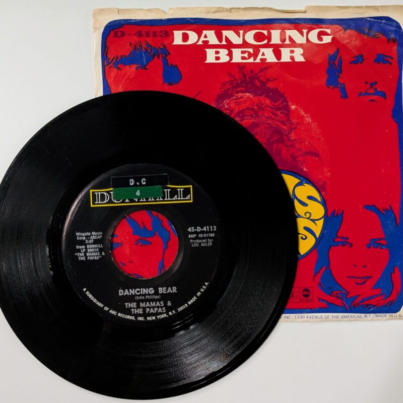 THE MAMAS AND THE PAPAS  / DANCING BEAR / JOHN'S MUSIC BOX / 1967 / VINIL 7"