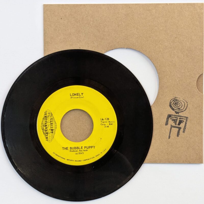 THE BUBBLE PUPPY / HOT SMOKE AND SASAFRASS / LONELY / 1969 / VINIL 7"