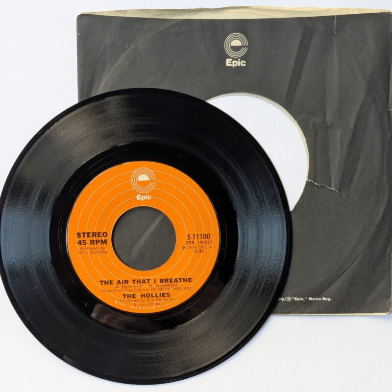 THE HOLLIES / THE AIR THAT I BREATHE / NO MORE RIDERS / 1974 / VINIL 7"