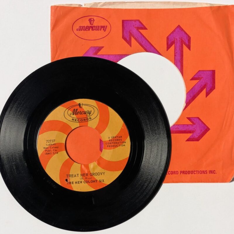 THE NEW COLONY SIX / TREAT HER GROOVY / RAP-A-TAP / 1967 / VINIL 7"