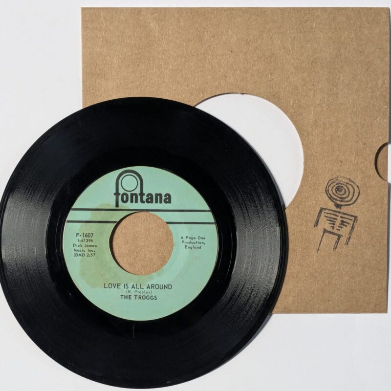 THE TROGGS / LOVE IS ALL AROUND / WHEN WILL THE RAIN COME / 1967 / VINIL 7"